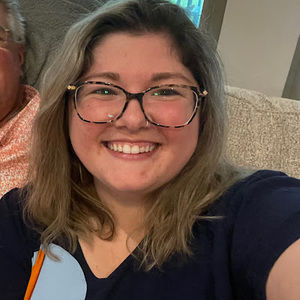 Meet your Posher, Monica